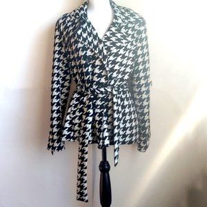 23rd Street Houndstooth Jacket with Large Buttons